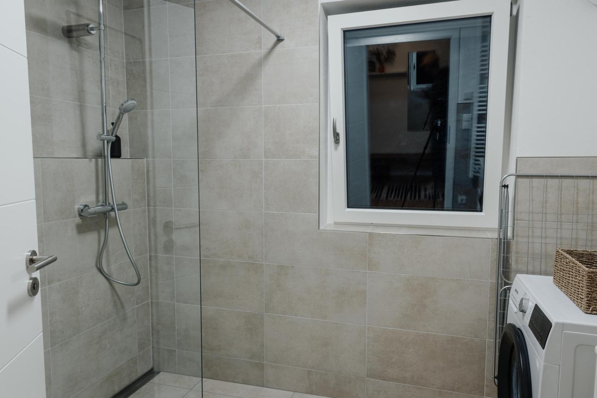 Passaus Motto Appartements! Solo - Paerchen - Familien - Gruppen Екстер'єр фото